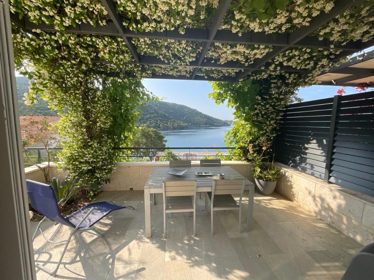 Villa Iva Lastovo Uble Extérieur photo